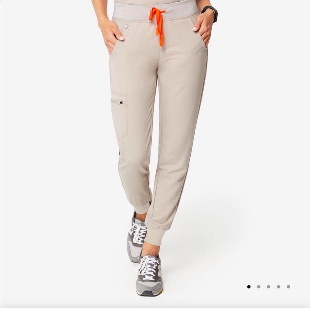 Figs Zamora Medium Tall Boulder Scrubs
